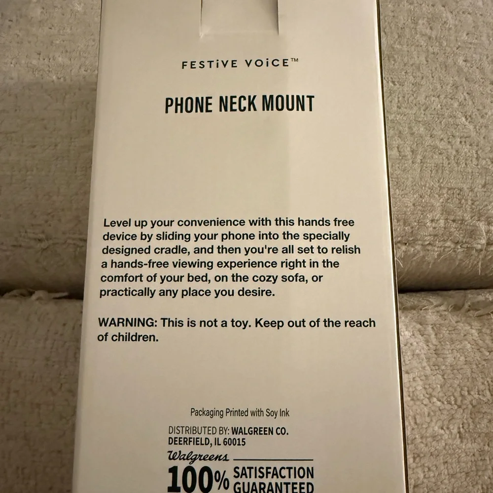 Universal Black Phone Neck Mount